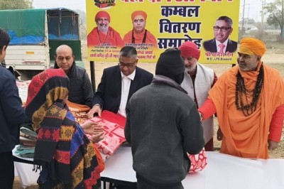 Under our annual Vastradaan Abhiyan, 540 blankets were distributed to those in need across Sector 3, Sector 4, and Suncity.